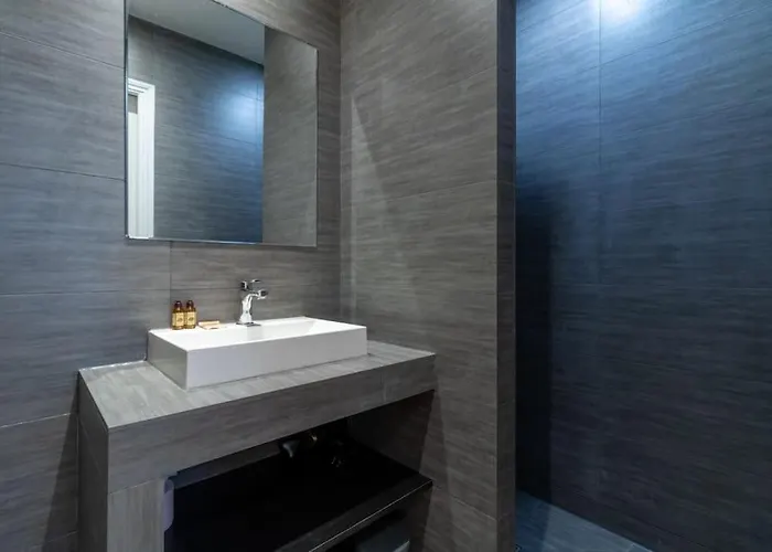 Cozy Modern-paris7-tour Eiffel-champs De Mars * פריז